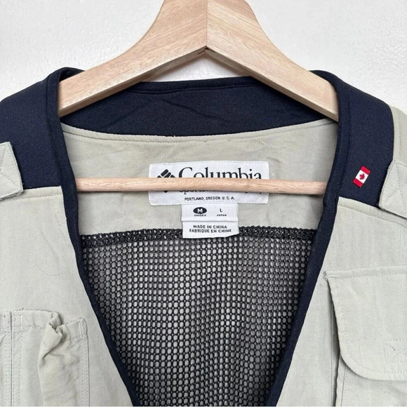 Columbia Unisex M Vtg Khaki  Fishing Vest Outdoor Photography Utility Hunting - Picture 7 of 13